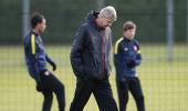 Wenger concedes Arsenal have problems