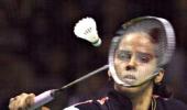 Saina knocked out in semis at World Super Series Finals