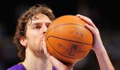 NBA: Lakers cool red-hot Celtics in overtime