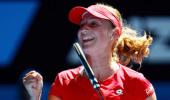 Australian Open: Serena stunned by Makarova