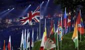 PHOTOS: LONDON 2012 FLAG BEARERS