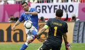 Strikerless Spain held to 1-1 draw by Italy