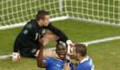 Euro 2012: Cassano, Balotelli send Italy into last eight