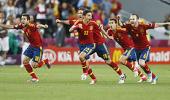 Spain beat Portugal on penalties, reach final