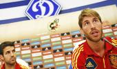 Fabregas, Ramos unfazed by raging Italians