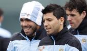 City's Aguero ruled out with 'stupid' injury