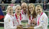 Safarova beats Jankovic to lead Czechs to Fed Cup glory