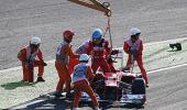 Alonso crashes out of Japanese GP