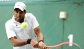 Vijayragavan stretches top seed Vardhan