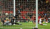 PHOTOS: Barca, United pull off great escapes