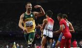 Pistorius smashes 200m world record in London opener