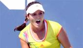 Giant-killer Robson knocks out China's Li Na