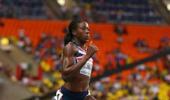 Ohuruogu wins women's 400m with late charge