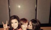 Victoria Beckham enjoys girls night out with Eva Longoria