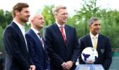 Moyes hits out at United's tough Premier League start