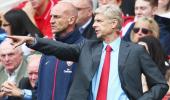 Problems for Wenger after opening-day Arsenal defeat