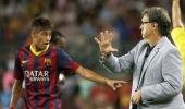 Barca coach Martino not willing to rush Neymar