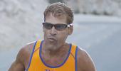 Meet marathon man who can run 3 days-3 nights non-stop!