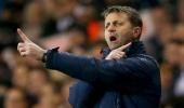 Inexperienced Sherwood in charge at Spurs