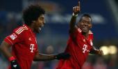 Bayern crush Schalke 4-0 to go 15 points clear