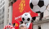 Long-serving Man Utd chief executive to step down