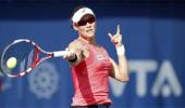 Dubai C'ships: Kvitova wins, Stosur extends miserable run