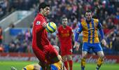 FA Cup: Liverpool win controversial tie, Arsenal held