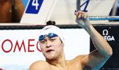 China's Sun cruises to 400m freestyle gold