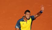 PHOTOS: Tsonga outclasses Federer to reach last four