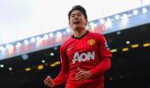 Kagawa hat-trick sends Manchester United 15 points clear