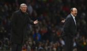 Ferguson snubs Benitez as feud simmers on