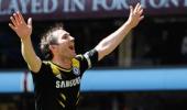 Two-goal Lampard breaks record as Chelsea win at Villa