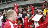 United's Scholes to retire at end of season