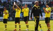 Bayern cannot just brush past us, says Dortmund's Klopp