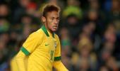 Brazil's Neymar to sign with Barcelona on Monday