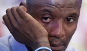 Tearful Abidal leaving Barca at end of season