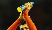 Difficult to say no to Real, says Suarez