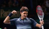 Classy Federer sets up Paris Masters semi-final with Djokovic