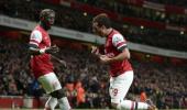 European soccer: Arsenal extend lead; Roma's record run ends