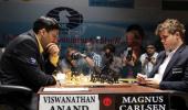 Anand draws Game 7; Carlsen stays two points ahead