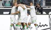 Bundesliga: Gladbach stun Dortmund 2-0 with late goals