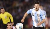 Argentina lose injured Aguero, Pastore for World Cup qualifiers