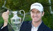 American Walker wins PGA Tour's season opener