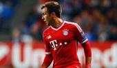 Super-sub Goetze helps Bayern go atop Bundesliga table