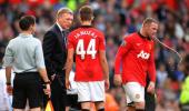 Moyes endures bumpy ride surrounded by Ferguson reminders