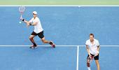 Davis Cup: Canada take lead over Serbia