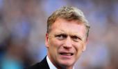 Moyes gives Man Utd players 'hairdyer treatment' after derby loss