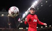 Rooney to wear captain's armband at Manchester United this season