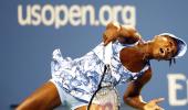 Venus keeps up with little sister Serena at US Open