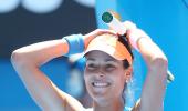 Australian Open: Ivanovic shocks Serena to enter quarter-finals